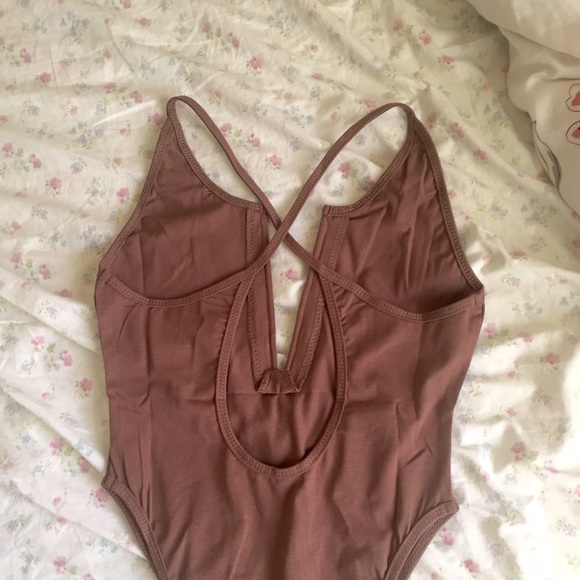 FLASH SALE; Deep V Body Suit - Picture 3 of 3