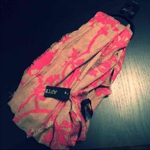 Apt.9 Pink and Gold Scarf ; NWT
