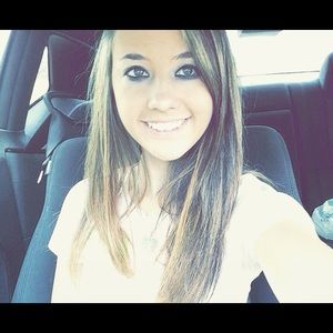 Meet your Posher, Tori