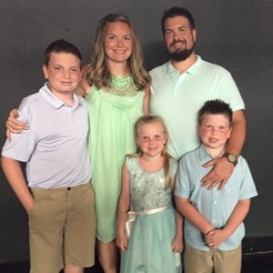 Meet your Posher, Crystal