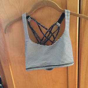 Blk and Whte Lululemon Free to Be Wild Bra