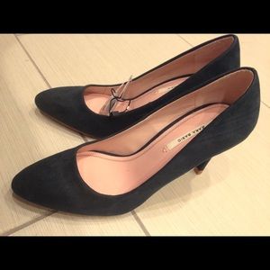 Very nice shoe  never wore