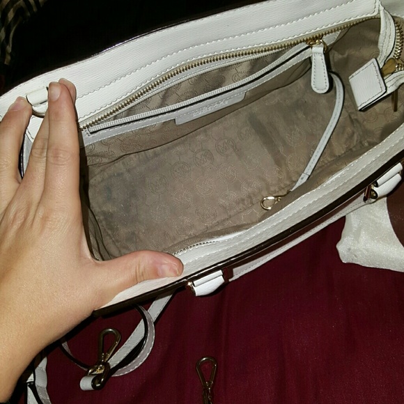 White michael kors selma - Picture 3 of 8