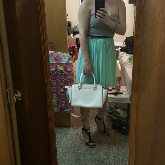 White michael kors selma - Picture 5 of 8