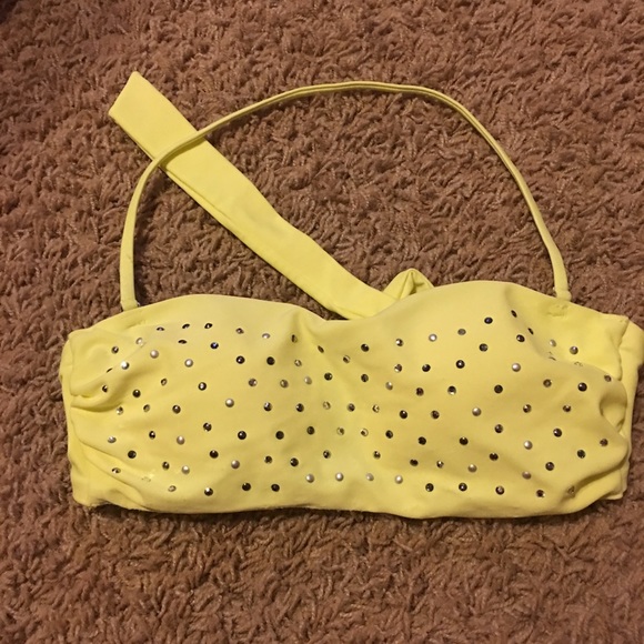 Xhilaration bandeau bikini top - Picture 1 of 3