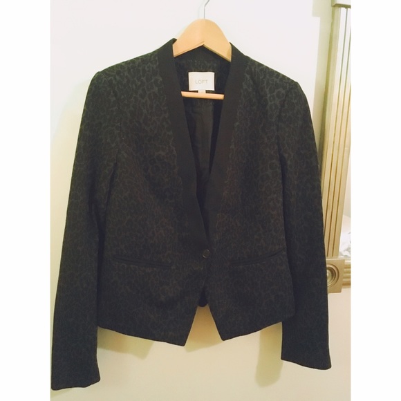 LOFT black leopard print blazer