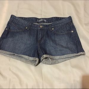 Levi shorts