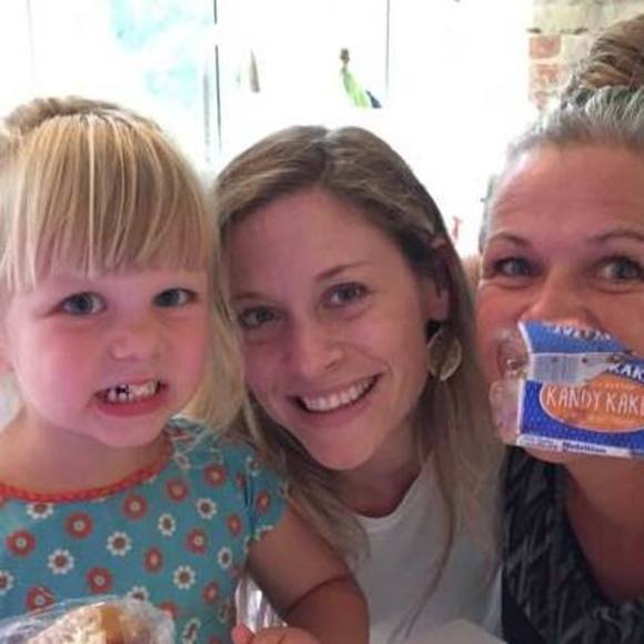 Meet your Posher, Kristin - Picture 1 of 1