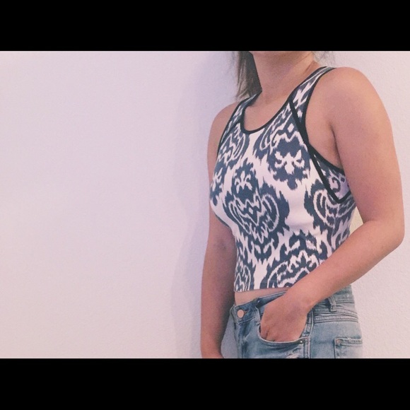 Ladakh Printed Top - size Small - Picture 1 of 4