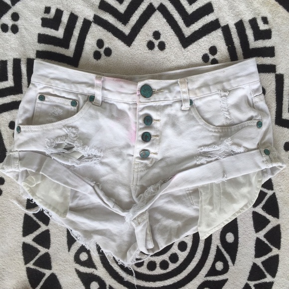 One teaspoon shorts