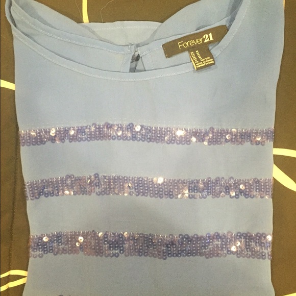 Brand new sequin striped tee - Picture 2 of 2