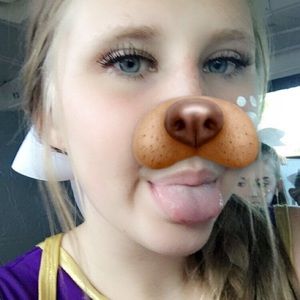 Meet your Posher, Carlee