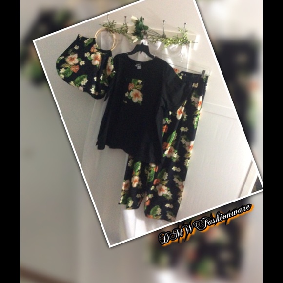 $SOLD$🌴Tropical🍍 Pants Outfit & Matching Handbag
