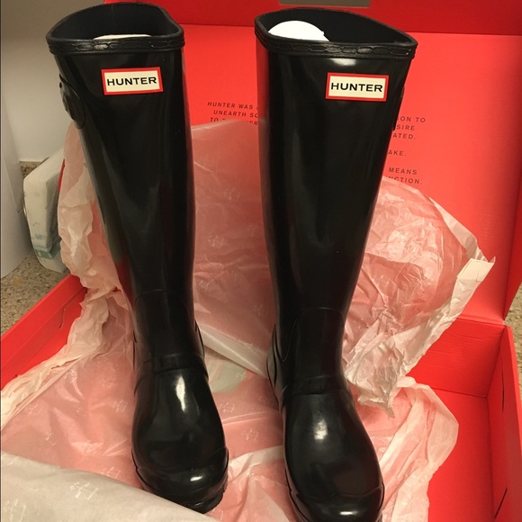 Hunter black patent Wellington boots  wm size 7