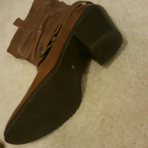 Beautiful leather boots - Picture 3 of 4