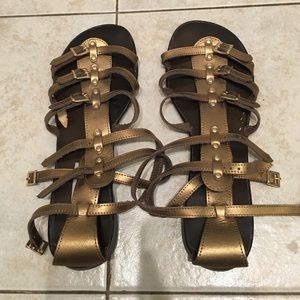 Steve Madden strappy sandals
