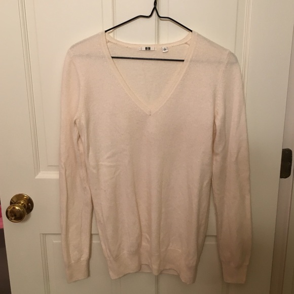 Women's Uniqlo cashmere Sweater