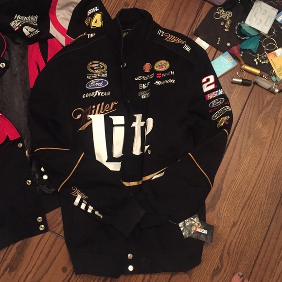nascar jacket never worn