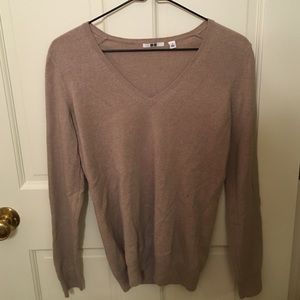 Women's Uniqlo 100% Cashmere Sweater