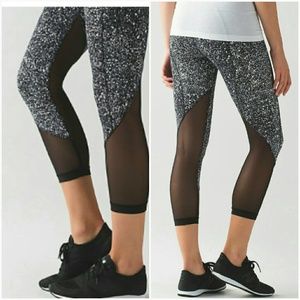 Nwt Pace Rival Crop Marathon RARE size 2