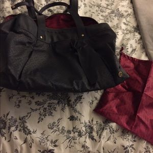 Lululemon om the day bag