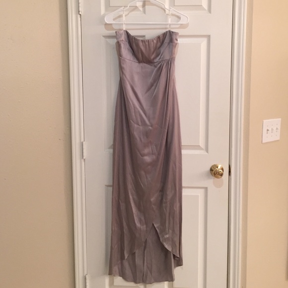 STRAPLESS DRESS