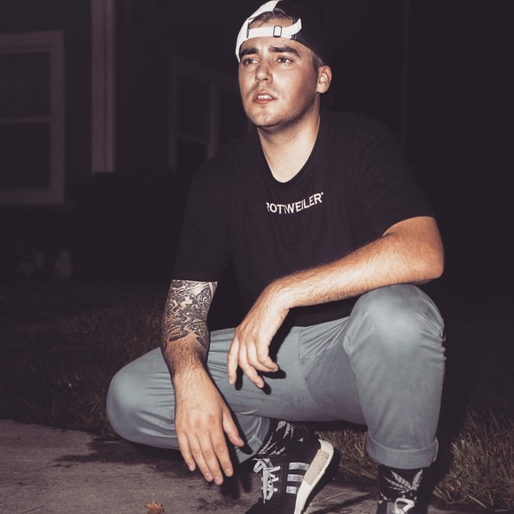 Meet your Posher, Shane - Picture 2 of 3