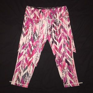 Victoria's Secret sport cropped leggings