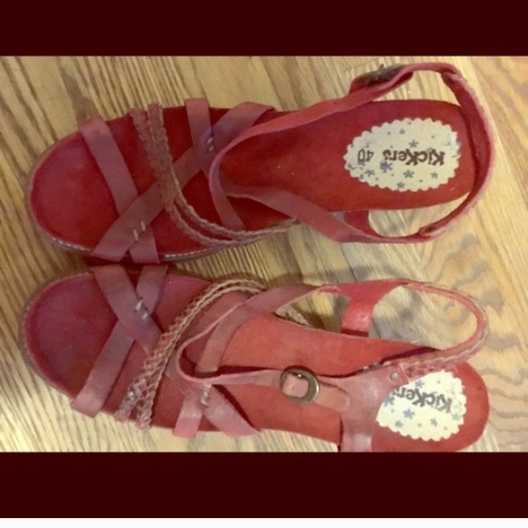 New Kickers sandals - Picture 2 of 3