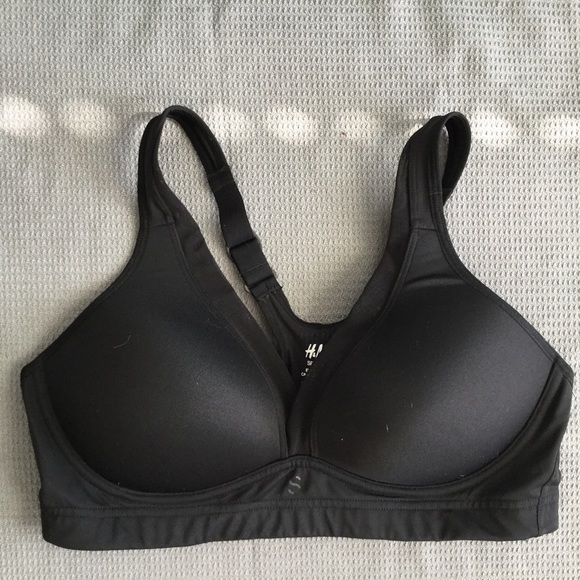 H&M sports bra