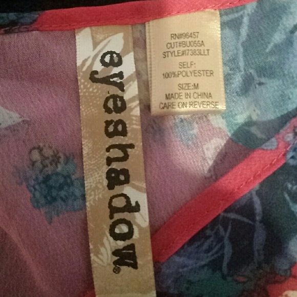 Floral top - Picture 4 of 4