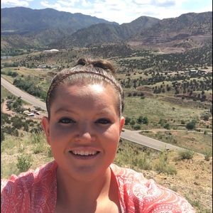 Meet your Posher, Rachel