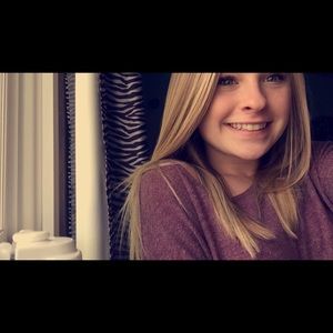 Meet your Posher, Makayla