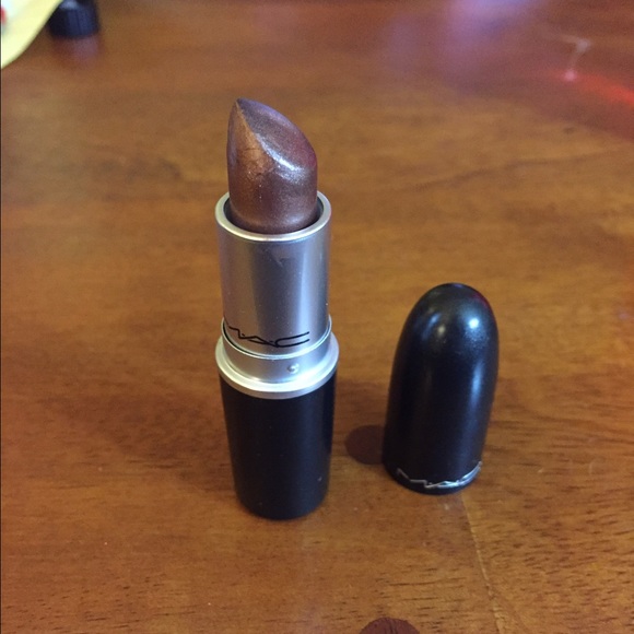 MAC Frost Lipstick in "Chintz"