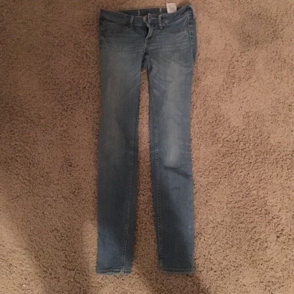 Hollister skinny jeans