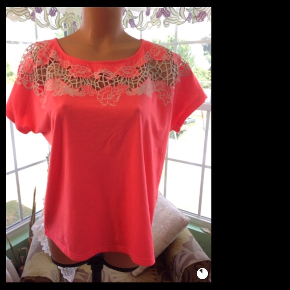 Freeway Tops - NWOT Freeway Top