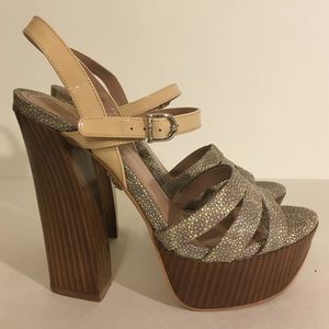 Vince Camuto "Miner" Platform Sandal