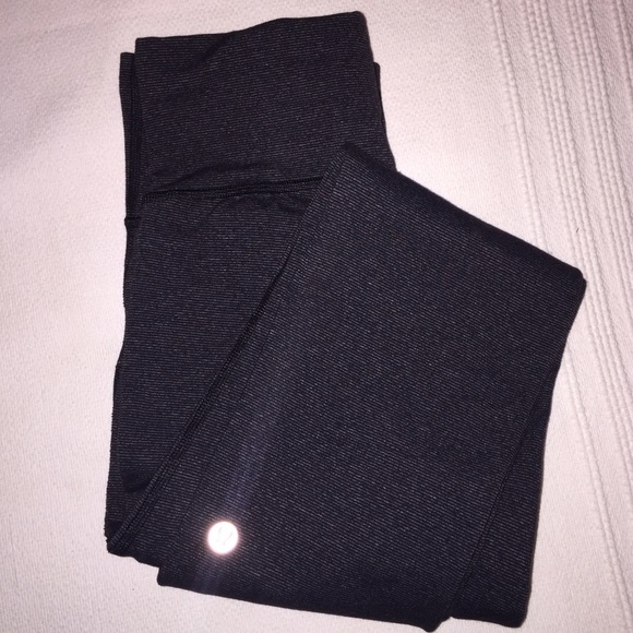 ❌❌SOLD❌❌  Lululemon skinny will pant RARE - Picture 3 of 4