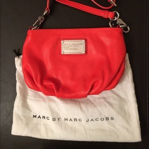 Marc by marc jacobs crossbody