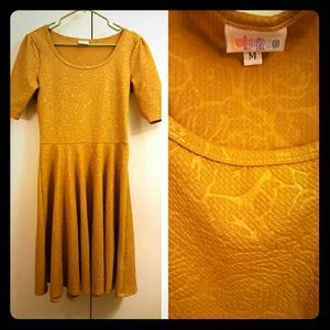 Lularoe Nicole medium