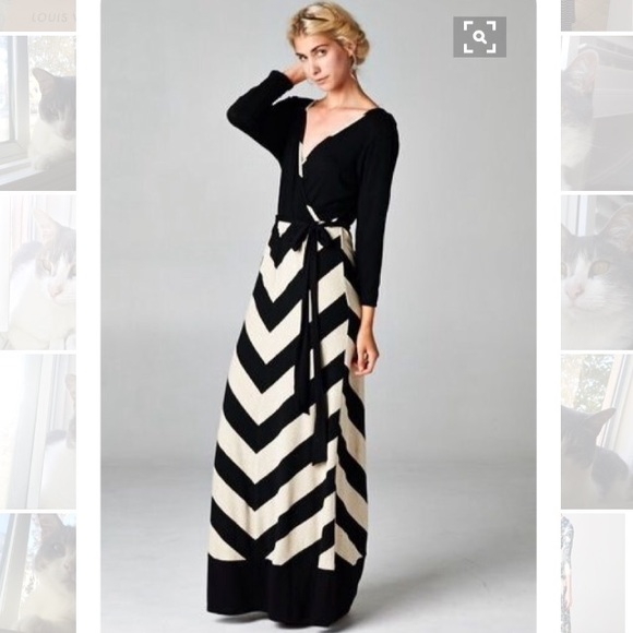 SOLD OUT - Picture 2 of 4