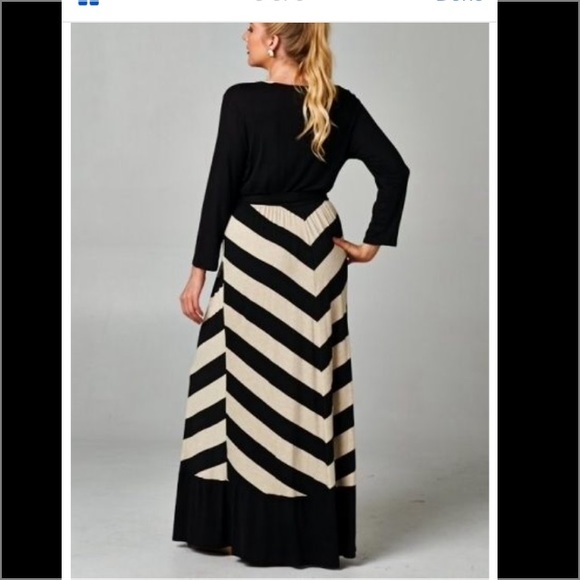 SOLD OUT - Picture 3 of 4