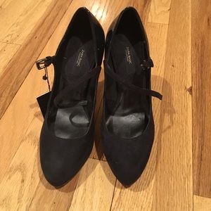 Brand new with tags chic Zara pumps!