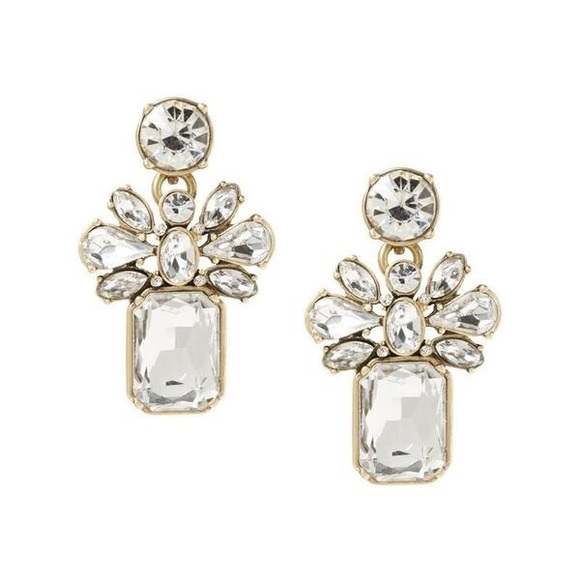 Banana Republic Jewelry - 🎉🎉HP🎉 Banana Republic Drop Earrings