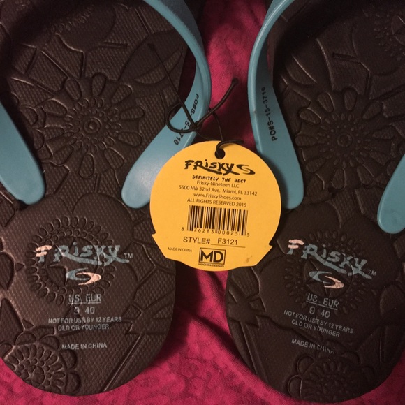 🌟NWT🌟 Funky Frisky Flip Flops - Picture 2 of 3