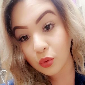 Meet your Posher, Sharon