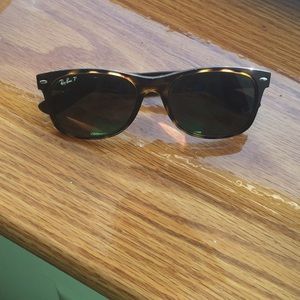 Polarized Ray Ban Wayfarers