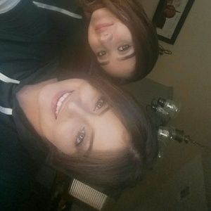 Meet your Posher, Karina