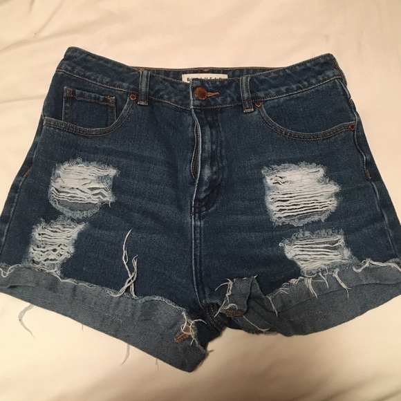 Mom style Jean shorts! - Picture 1 of 2