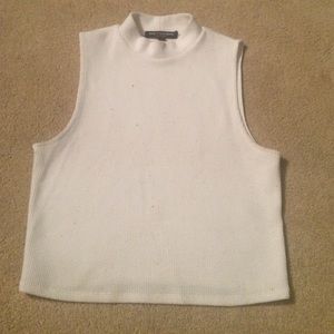 Sleeveless Turtle neck